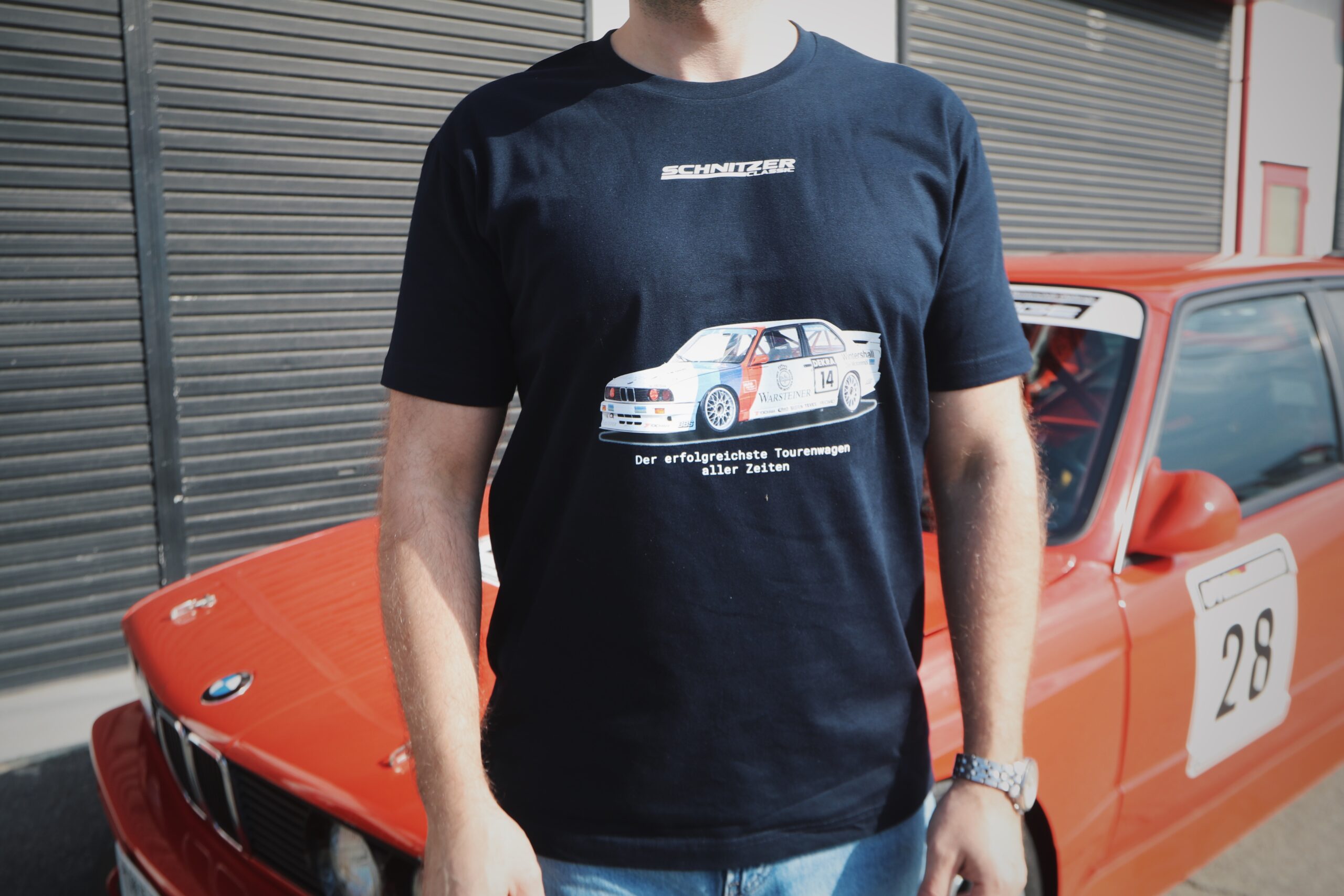 Schnitzer Classic M3 Tシャツ - 画像 (4)